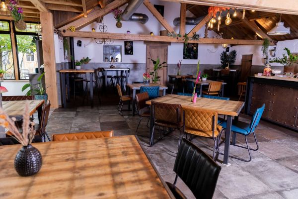 Genieten in stoere landelijke sfeer